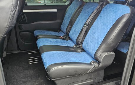 Peugeot Traveller I, 2020 год, 2 750 000 рублей, 10 фотография