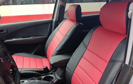 Mitsubishi Outlander III рестайлинг 3, 2003 год, 750 000 рублей, 9 фотография