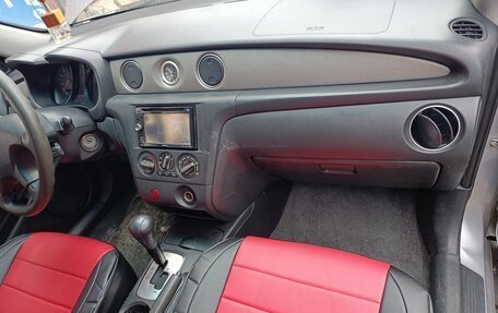 Mitsubishi Outlander III рестайлинг 3, 2003 год, 750 000 рублей, 8 фотография