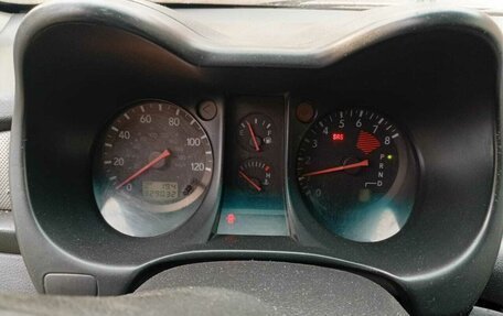 Mitsubishi Outlander III рестайлинг 3, 2003 год, 750 000 рублей, 12 фотография