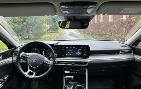 KIA K5, 2021 год, 2 450 000 рублей, 22 фотография