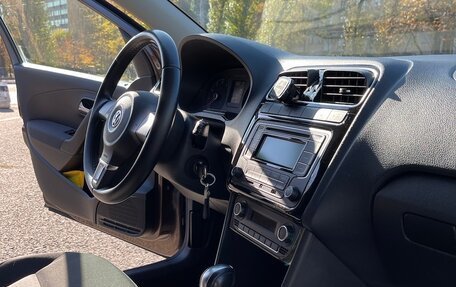 Volkswagen Polo VI (EU Market), 2014 год, 950 000 рублей, 8 фотография