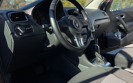 Volkswagen Polo VI (EU Market), 2014 год, 950 000 рублей, 4 фотография