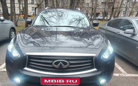 Infiniti FX II, 2012 год, 1 450 000 рублей, 1 фотография
