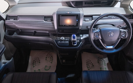 Honda Freed II, 2017 год, 1 699 000 рублей, 10 фотография