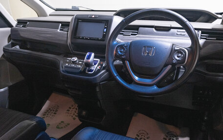 Honda Freed II, 2017 год, 1 699 000 рублей, 9 фотография