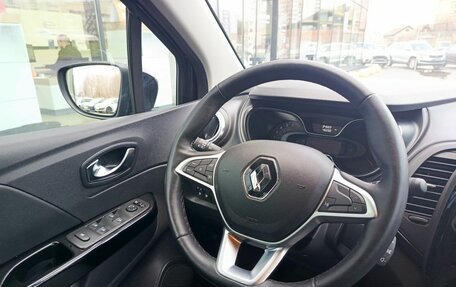 Renault Kaptur I рестайлинг, 2022 год, 1 750 000 рублей, 23 фотография