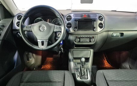 Volkswagen Tiguan I, 2011 год, 1 148 000 рублей, 10 фотография