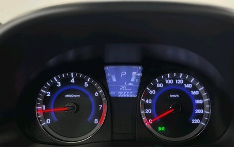 Hyundai Solaris II рестайлинг, 2013 год, 740 000 рублей, 11 фотография