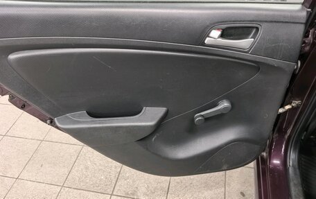 Hyundai Solaris II рестайлинг, 2013 год, 740 000 рублей, 13 фотография