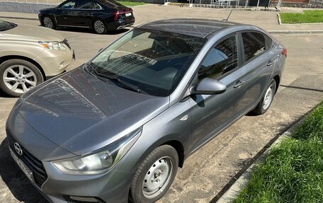 Hyundai Solaris II рестайлинг, 2018 год, 1 012 000 рублей, 7 фотография