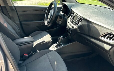 Hyundai Solaris II рестайлинг, 2018 год, 1 012 000 рублей, 12 фотография