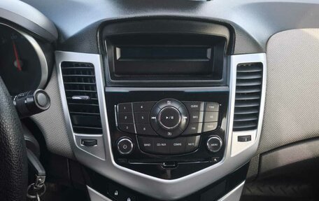 Chevrolet Cruze II, 2011 год, 520 000 рублей, 4 фотография