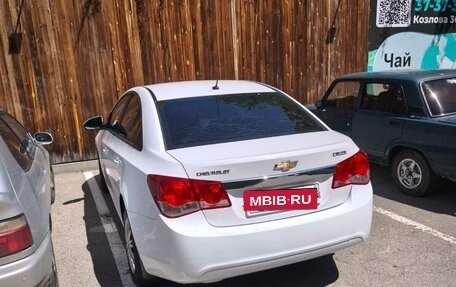 Chevrolet Cruze II, 2011 год, 520 000 рублей, 3 фотография