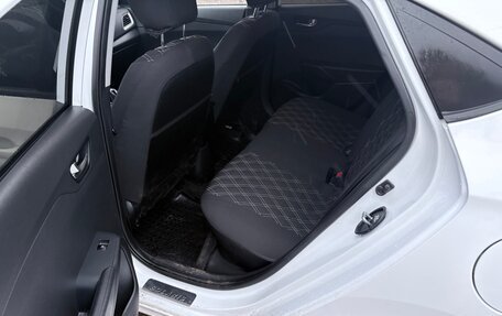 Hyundai Solaris II рестайлинг, 2021 год, 1 500 000 рублей, 6 фотография