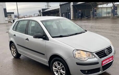 Volkswagen Polo IV рестайлинг, 2007 год, 420 000 рублей, 1 фотография
