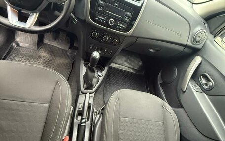 Renault Logan II, 2019 год, 1 170 000 рублей, 5 фотография