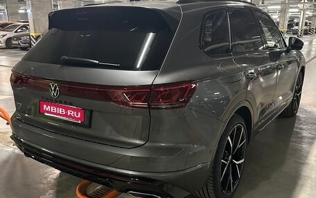 Volkswagen Touareg III, 2024 год, 14 300 000 рублей, 3 фотография