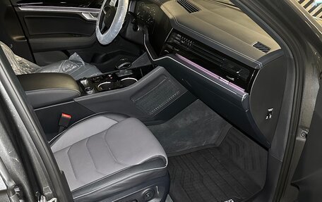 Volkswagen Touareg III, 2024 год, 14 300 000 рублей, 20 фотография