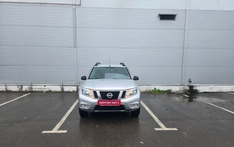 Nissan Terrano III, 2016 год, 1 000 000 рублей, 3 фотография