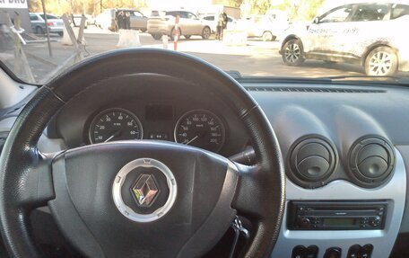 Renault Logan I, 2010 год, 500 000 рублей, 5 фотография