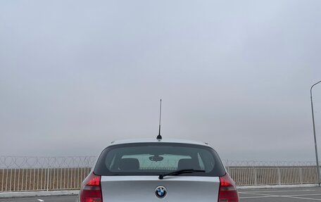 BMW 1 серия, 2009 год, 870 000 рублей, 4 фотография