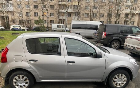 Renault Sandero I, 2014 год, 620 000 рублей, 2 фотография