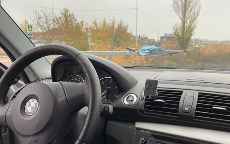 BMW 1 серия, 2009 год, 870 000 рублей, 8 фотография