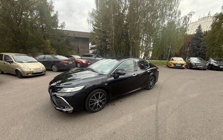 Toyota Camry, 2019 год, 2 800 000 рублей, 2 фотография