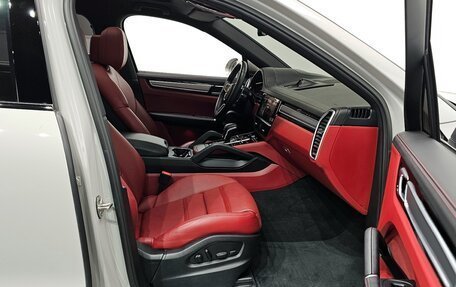 Porsche Cayenne III, 2022 год, 8 760 000 рублей, 6 фотография