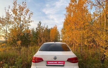Volkswagen Jetta VI, 2015 год, 880 000 рублей, 4 фотография