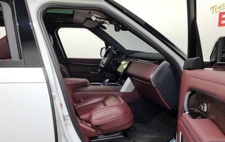 Land Rover Range Rover IV рестайлинг, 2022 год, 11 250 000 рублей, 12 фотография