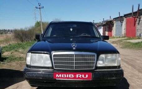 Mercedes-Benz E-Класс, 1994 год, 370 000 рублей, 8 фотография