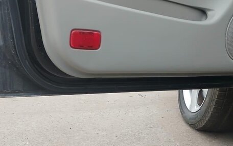 Nissan Bassara, 2003 год, 480 000 рублей, 17 фотография