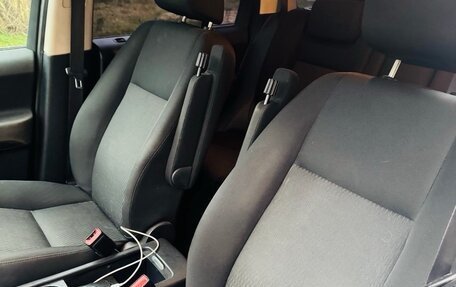 Land Rover Freelander II рестайлинг 2, 2014 год, 1 449 900 рублей, 10 фотография