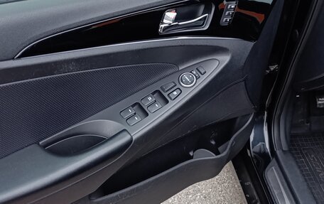 Hyundai Sonata VI, 2011 год, 1 405 000 рублей, 10 фотография