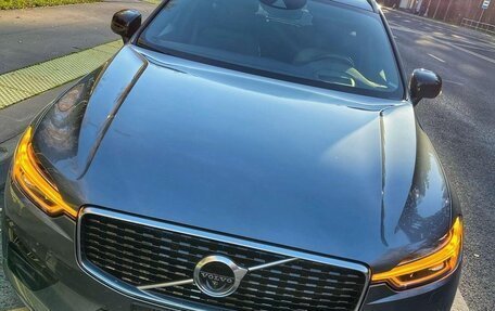 Volvo XC60 II, 2019 год, 3 600 000 рублей, 9 фотография