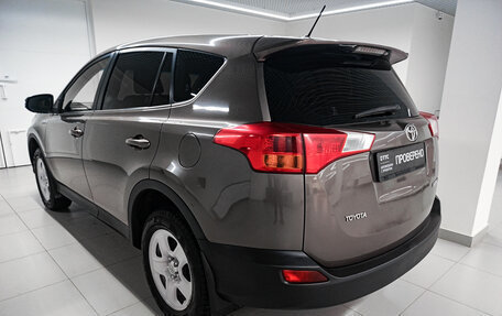 Toyota RAV4, 2014 год, 1 691 000 рублей, 8 фотография