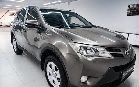 Toyota RAV4, 2014 год, 1 691 000 рублей, 3 фотография