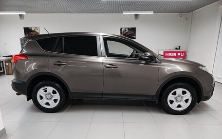 Toyota RAV4, 2014 год, 1 691 000 рублей, 5 фотография
