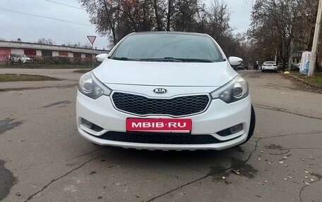KIA Cerato III, 2015 год, 900 000 рублей, 1 фотография