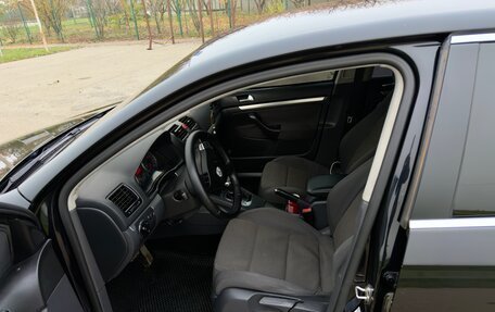 Volkswagen Jetta VI, 2009 год, 750 000 рублей, 9 фотография