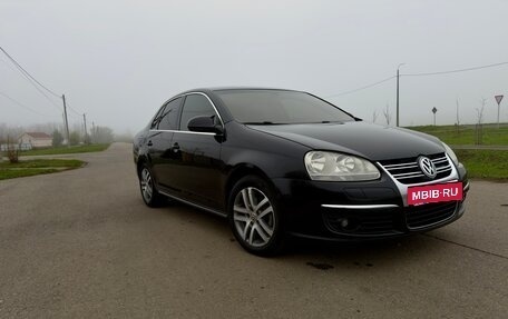 Volkswagen Jetta VI, 2009 год, 750 000 рублей, 4 фотография