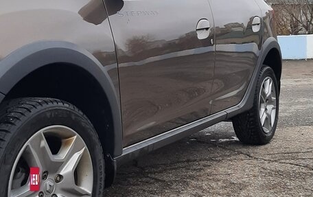 Renault Sandero II рестайлинг, 2022 год, 1 550 000 рублей, 13 фотография