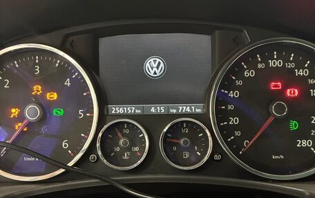 Volkswagen Touareg III, 2008 год, 1 000 000 рублей, 10 фотография