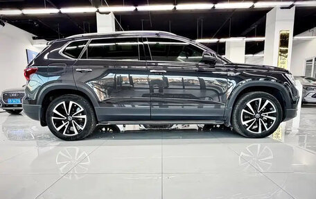 Volkswagen Tharu, 2022 год, 1 700 000 рублей, 7 фотография