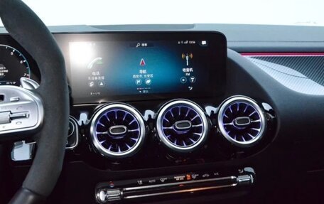 Mercedes-Benz GLA AMG, 2022 год, 5 800 000 рублей, 12 фотография