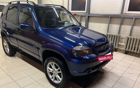 Chevrolet Niva I рестайлинг, 2017 год, 960 000 рублей, 3 фотография