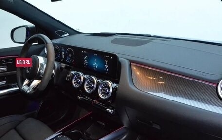 Mercedes-Benz GLA AMG, 2022 год, 5 800 000 рублей, 14 фотография