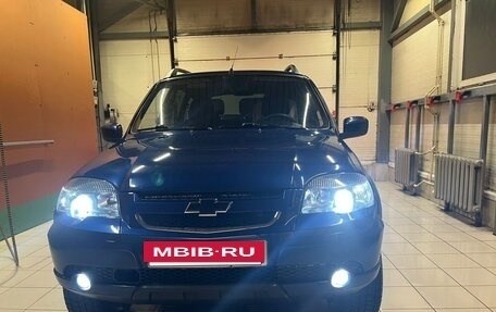 Chevrolet Niva I рестайлинг, 2017 год, 960 000 рублей, 7 фотография